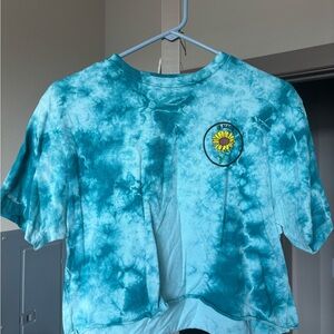 Hot Topic Blue Tie-Dye Crop Top